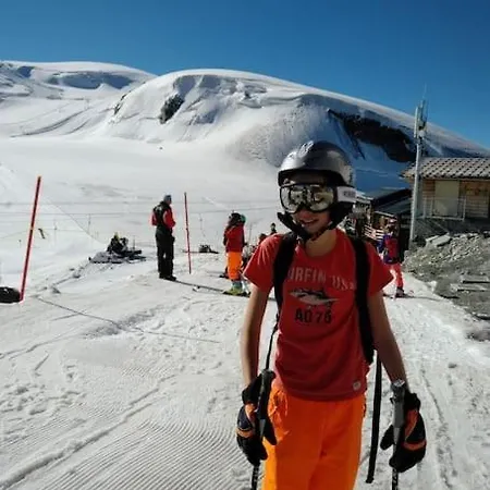 Skichaletcervinia 7p In Out Aan Piste Nr. 5 Uitzicht Matterhorn Breuil-Cervinia